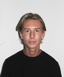 MR