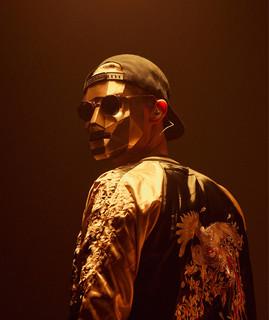 SJ