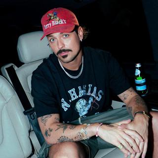 JJ