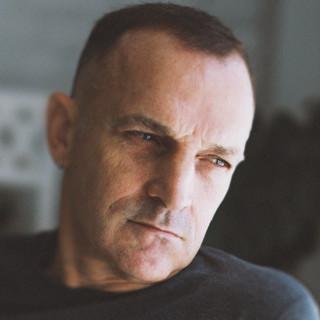 JR
