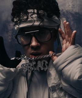 LR