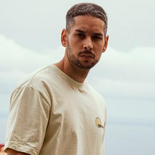 AA