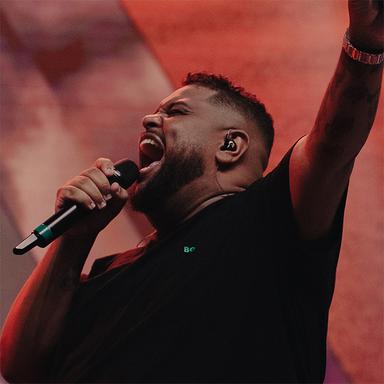 LA