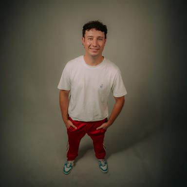 J