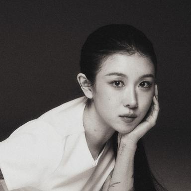 YB