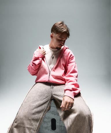 TS