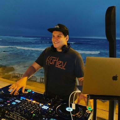 DJ