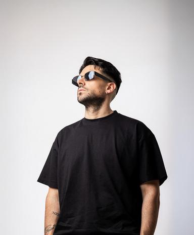 EF