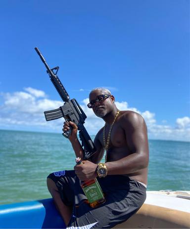 MR