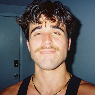 EJ
