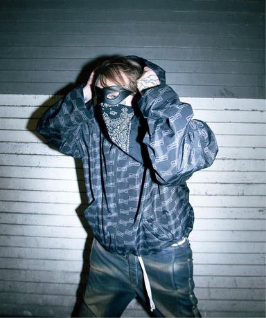 BG