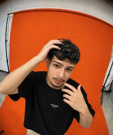 DY