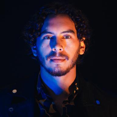 ES