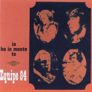 E8