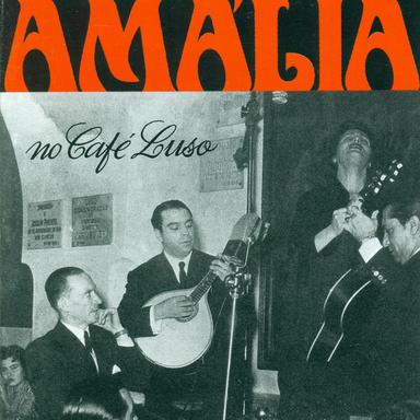 Amália No Café Luso